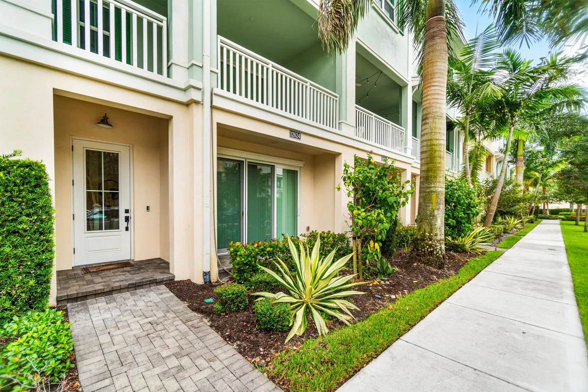 Alton Homes Palm Beach Gardens Residence photo 31