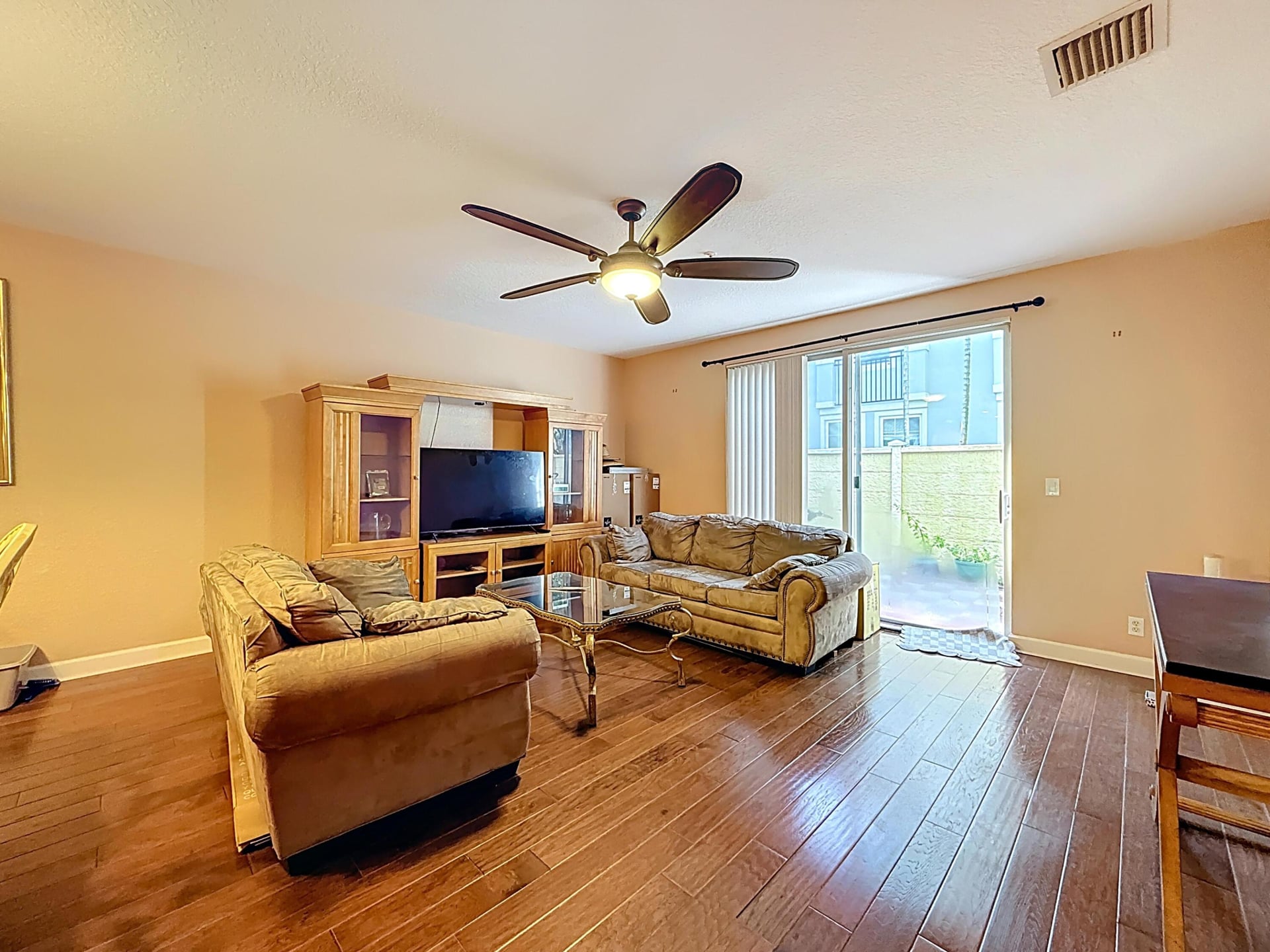 Residence photo 16