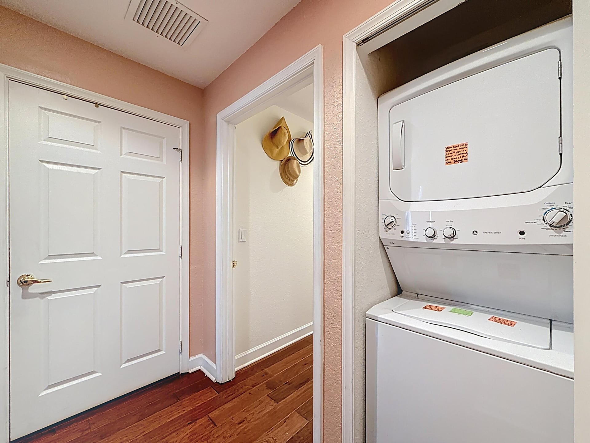 Residence photo 28