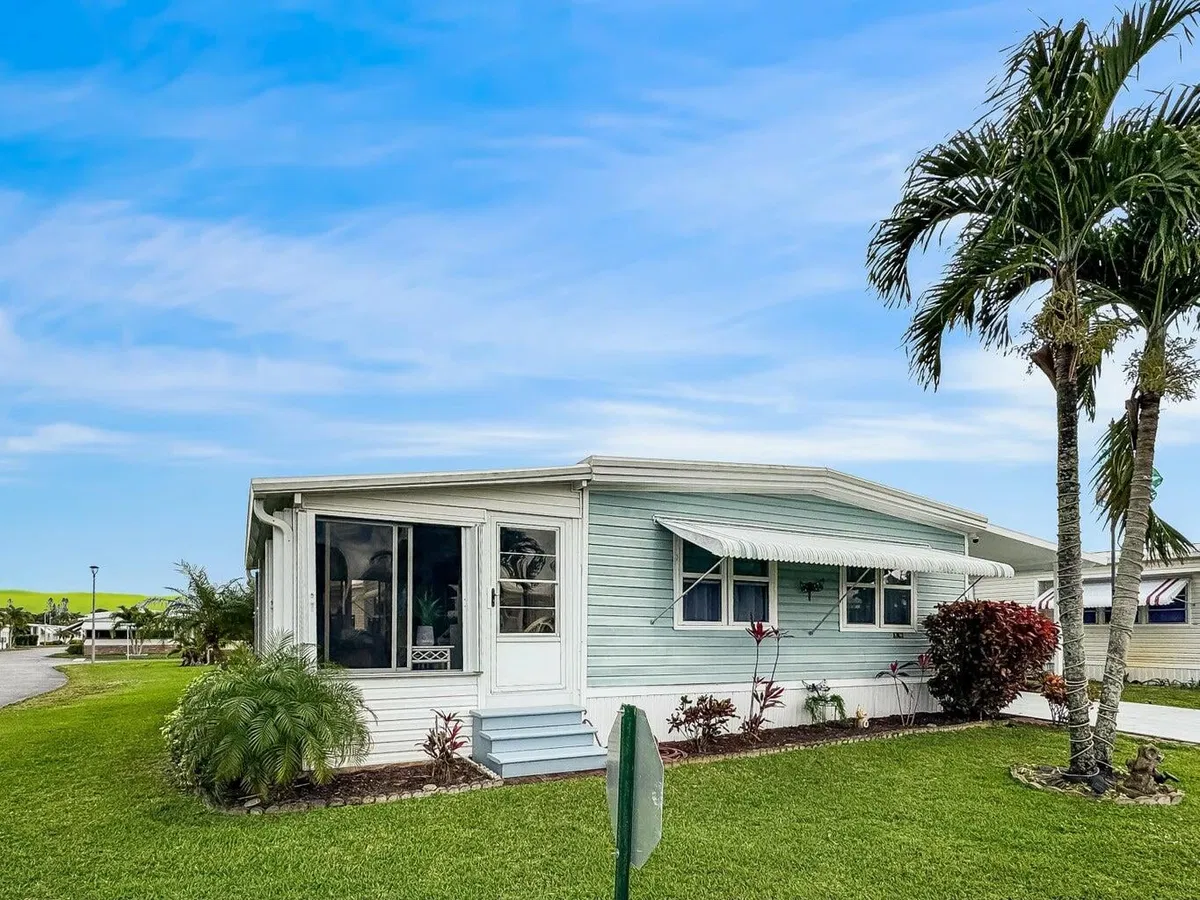 Residence photo 19