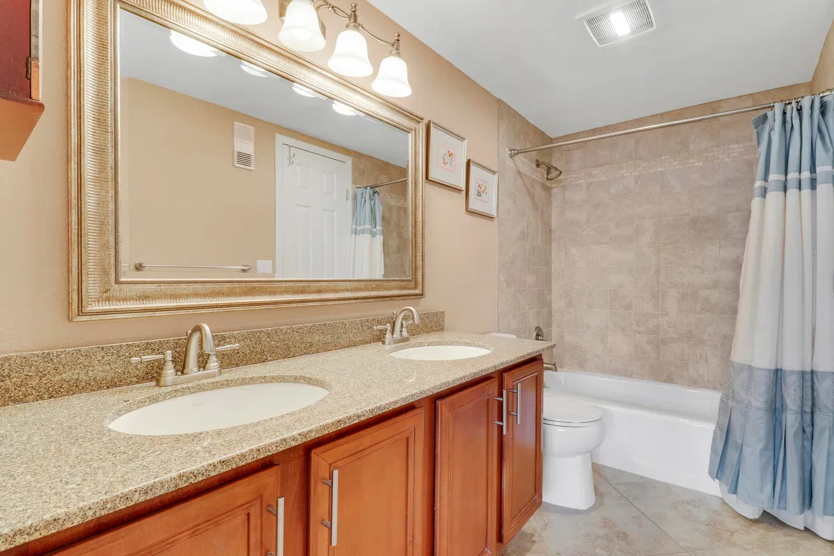 Golfview North Palm Beach I Unit 1016 photo 34