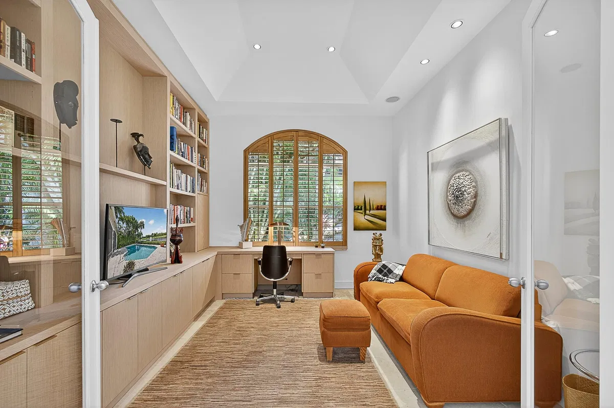 Admirals Cove Residence photo 10