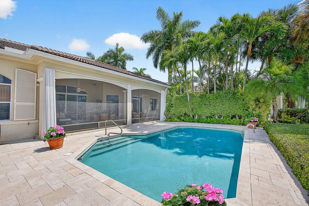 Admirals Cove Residence photo 34