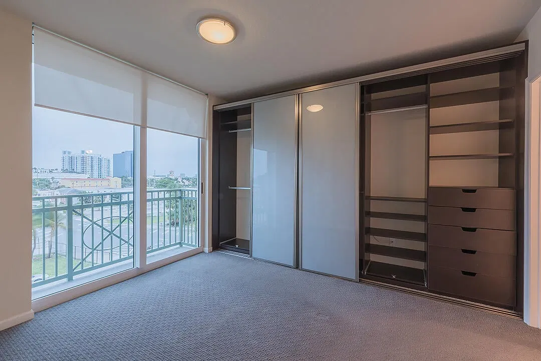 The Metropolitan Unit 302 photo 10