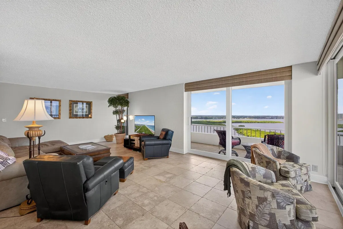 Water Glades Unit 20 C photo 7