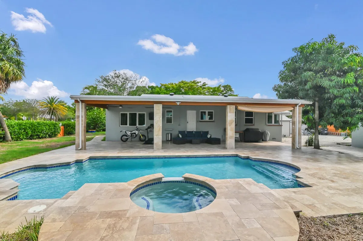 Old Northwood Residence photo 4