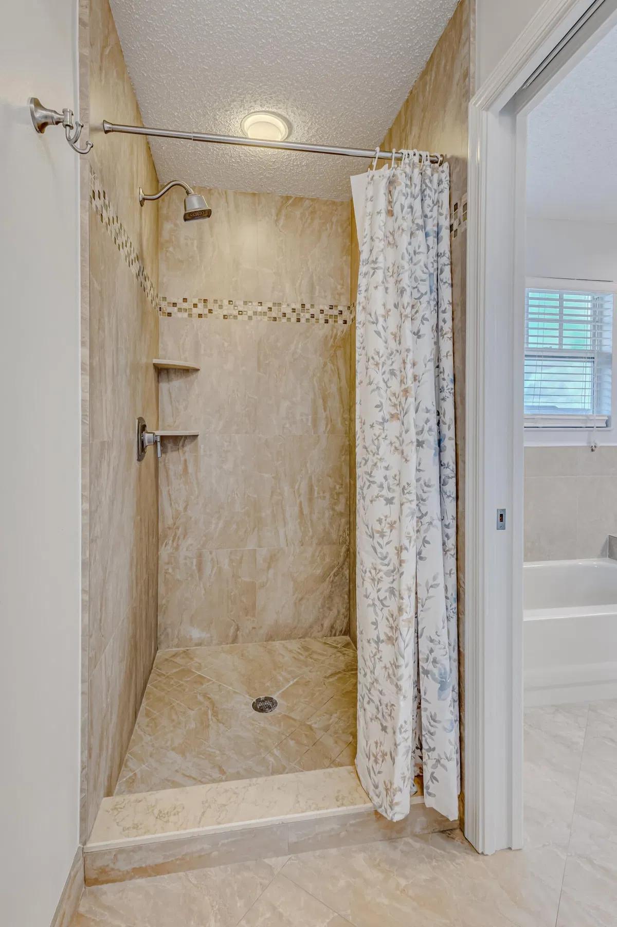  Residence photo 49