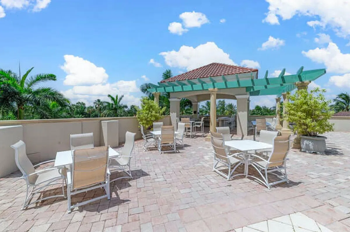 The Landmark Palm Beach Gardens Unit 1002a photo 43