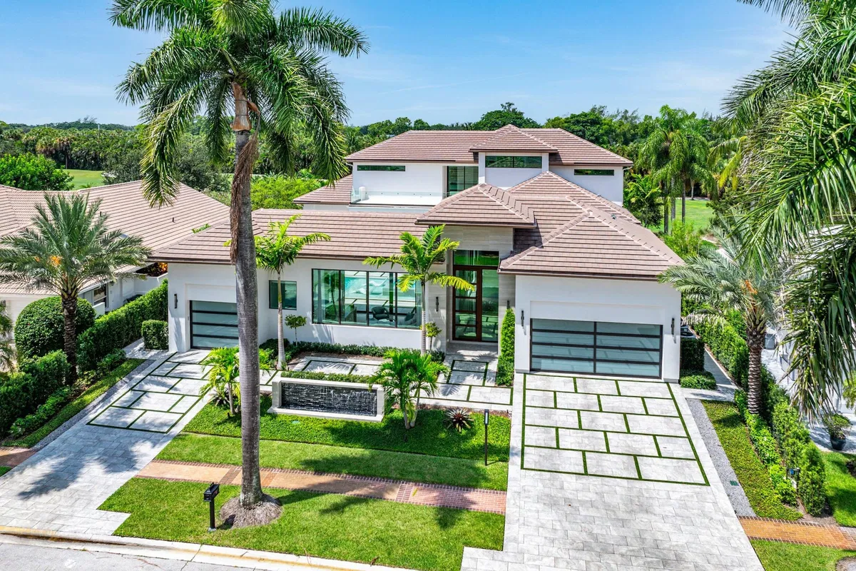St. Andrews Country Club Residence photo 64