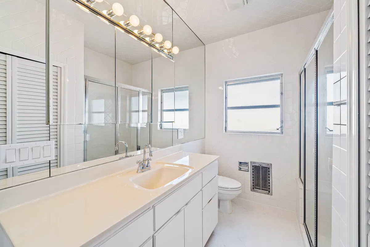 SoSo West Palm Beach Residence photo 16
