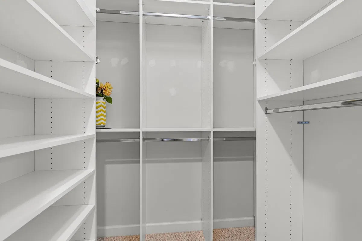One City Plaza Unit 1417 photo 13