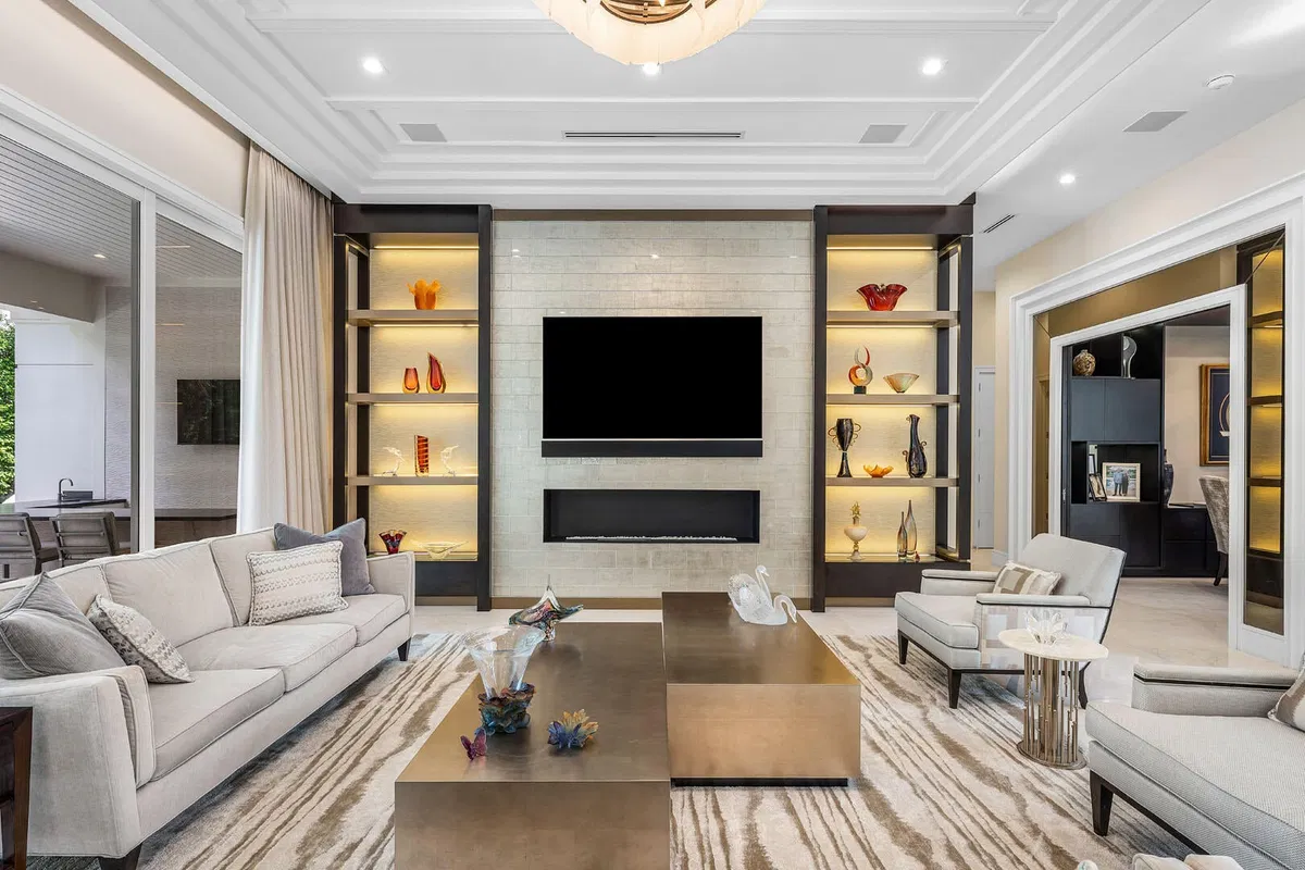 Royal Palm Yacht and Country Club Residence photo 10