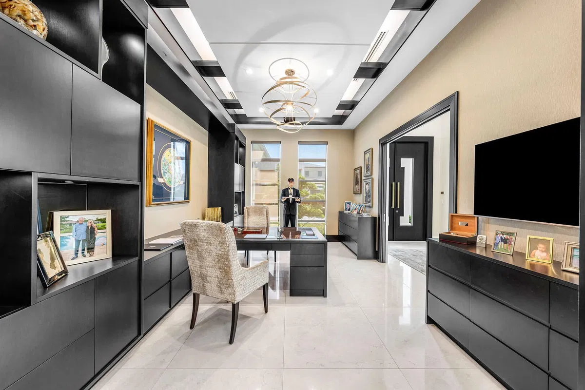 Royal Palm Yacht and Country Club Residence photo 31