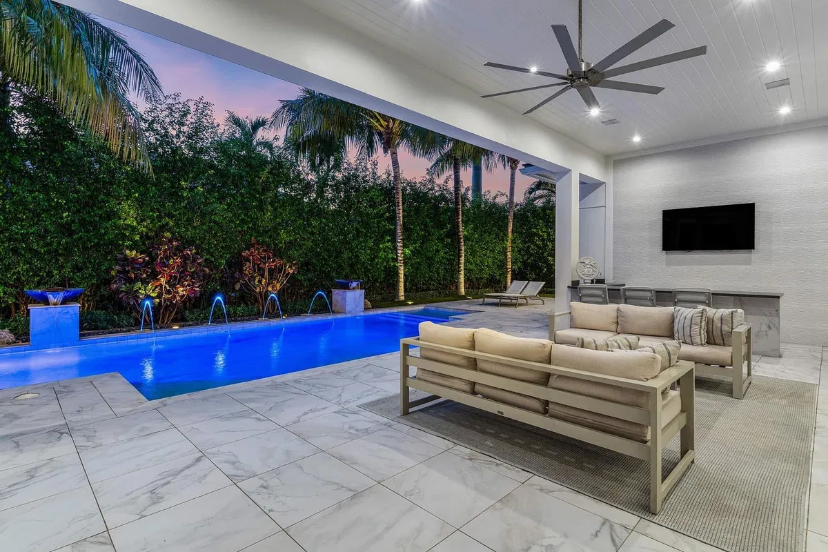 Royal Palm Yacht and Country Club Residence photo 70