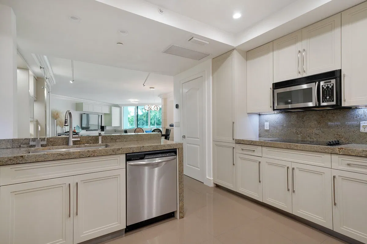 Boca Raton Unit B209 photo 19