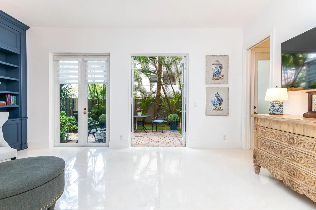 Saturnia Boca Raton Unit 8 photo 16