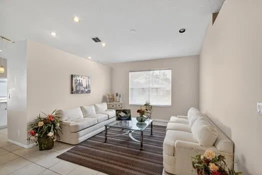  Residence photo 7
