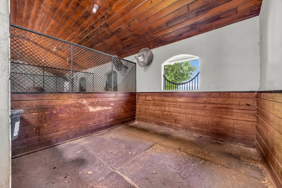 Residence photo 7