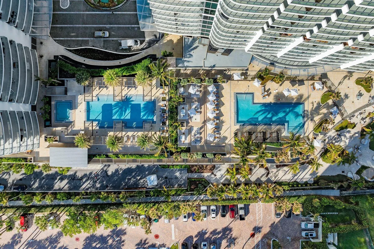 Amrit Ocean Resort & Residences Unit H1603 photo 10
