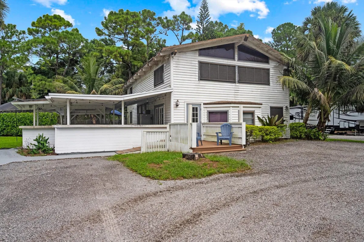 Residence photo 10