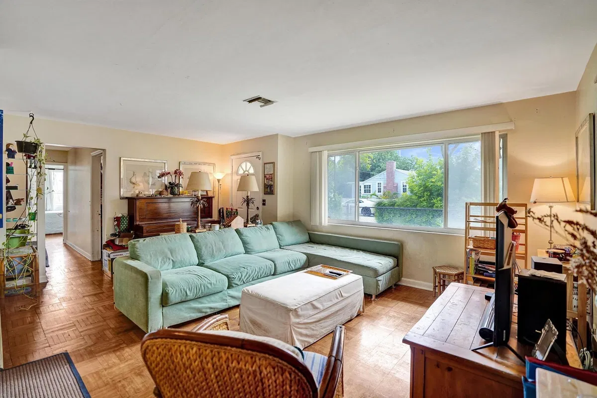 NOMAR West Palm Beach Residence photo 4