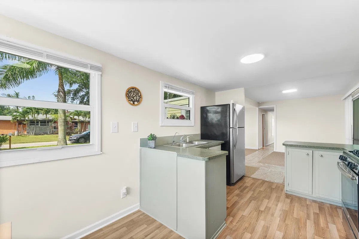  Residence photo 13