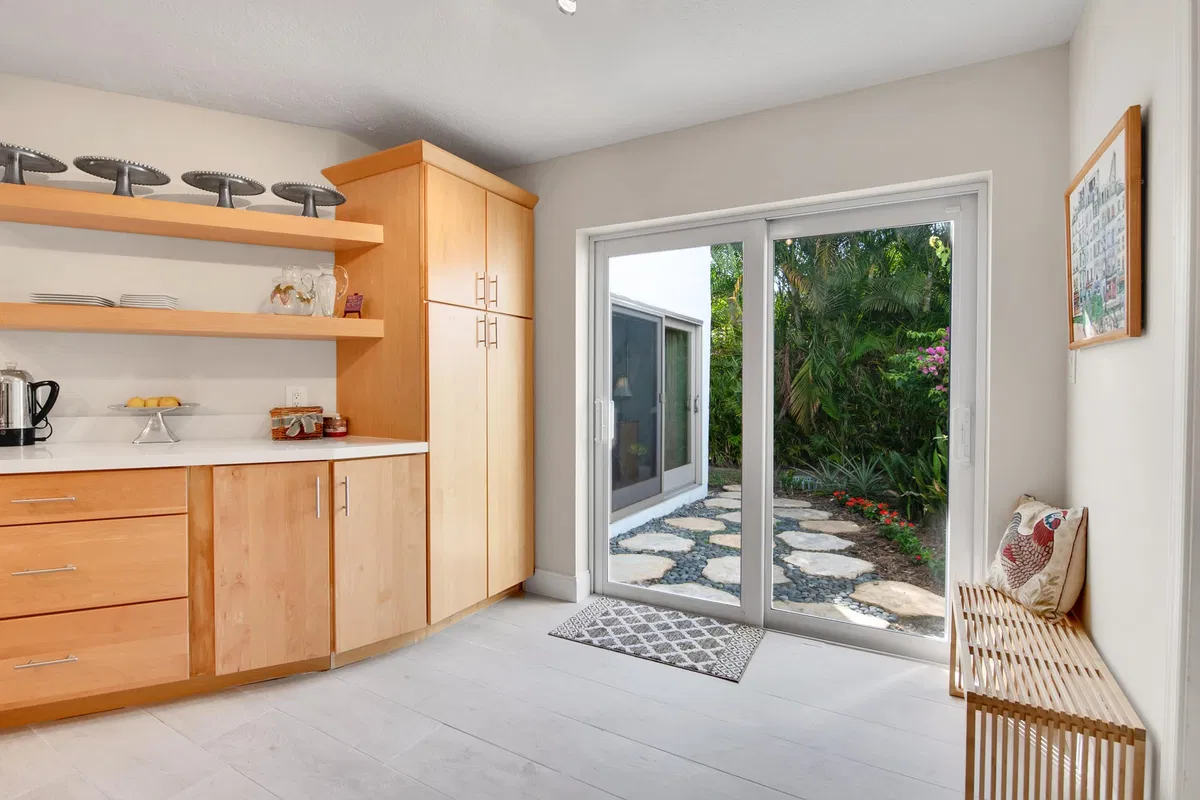 Boca Bath & Tennis Residence photo 16