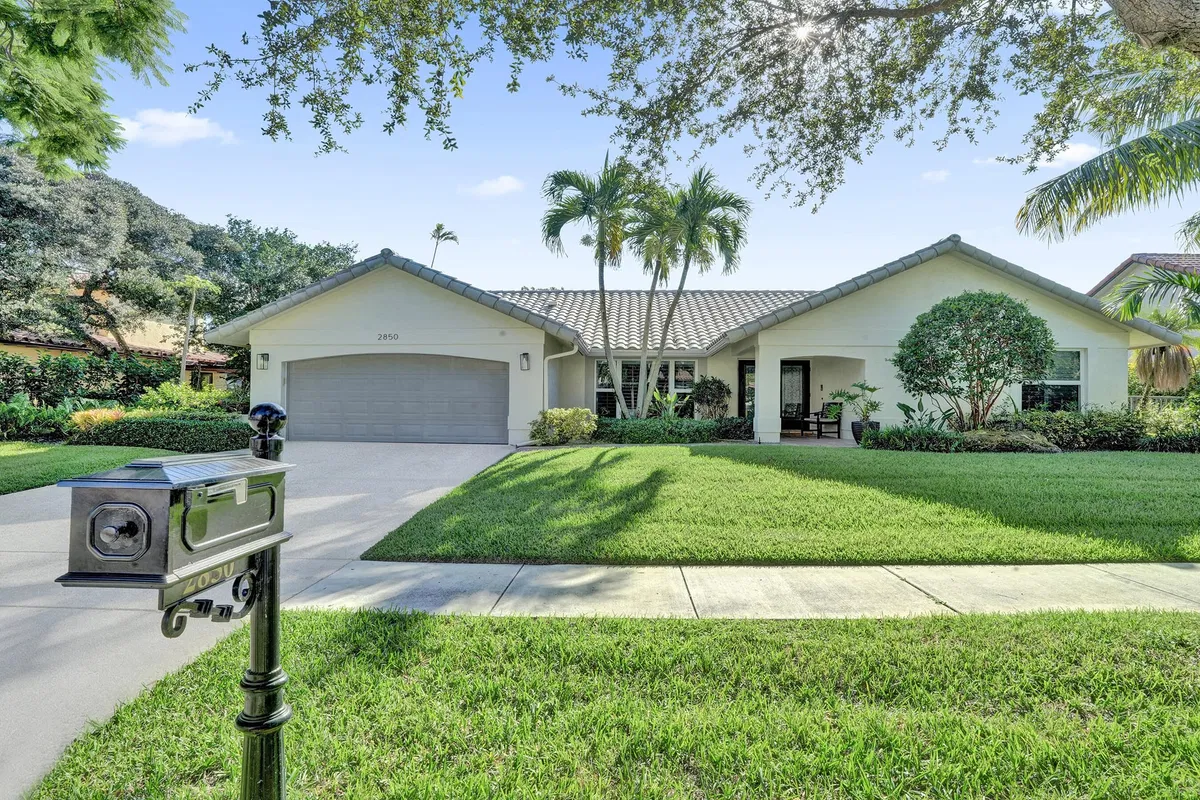 New Floresta Boca Raton Residence