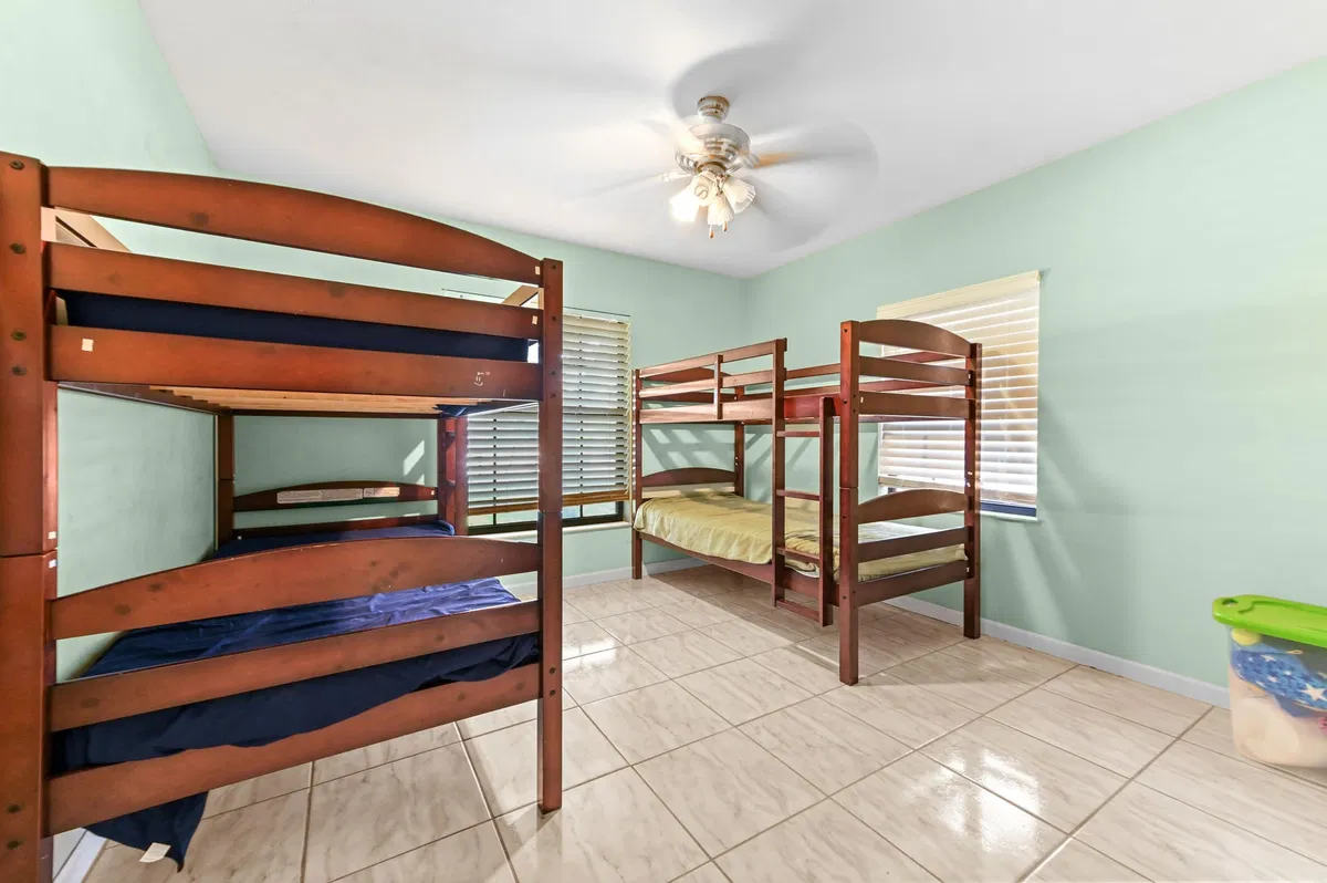 Residence photo 28