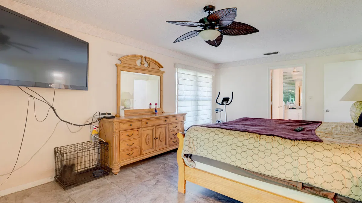 Residence photo 31