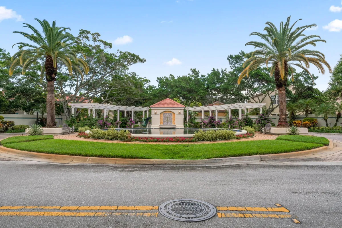 PGA National Palm Beach Gardens Residence photo 46