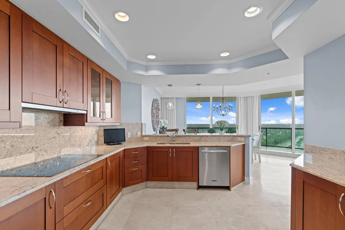 The Landmark Palm Beach Gardens Unit 1005c photo 10