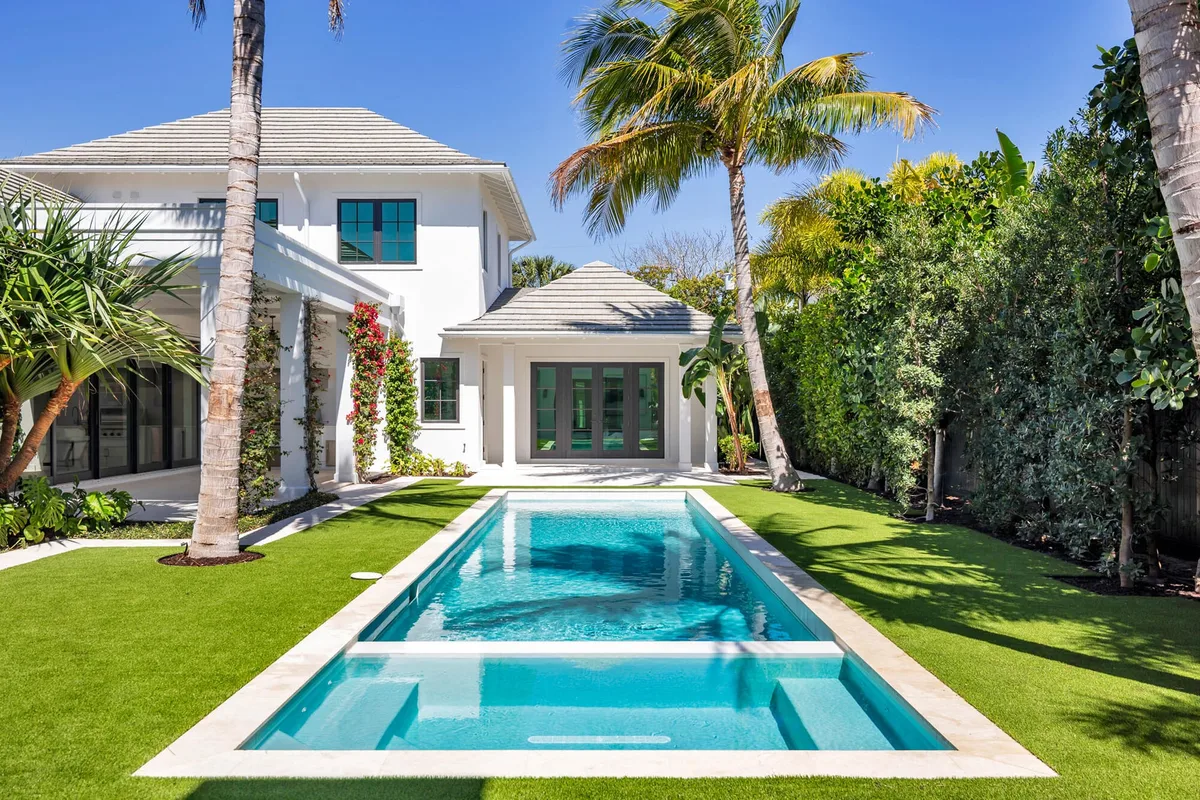 SoSo West Palm Beach Residence