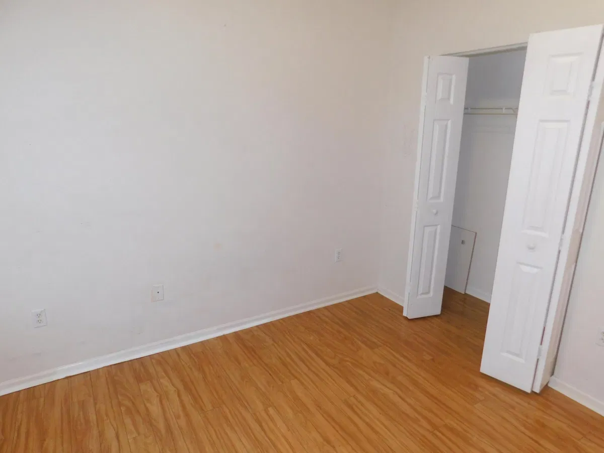 Unit 204 photo 7