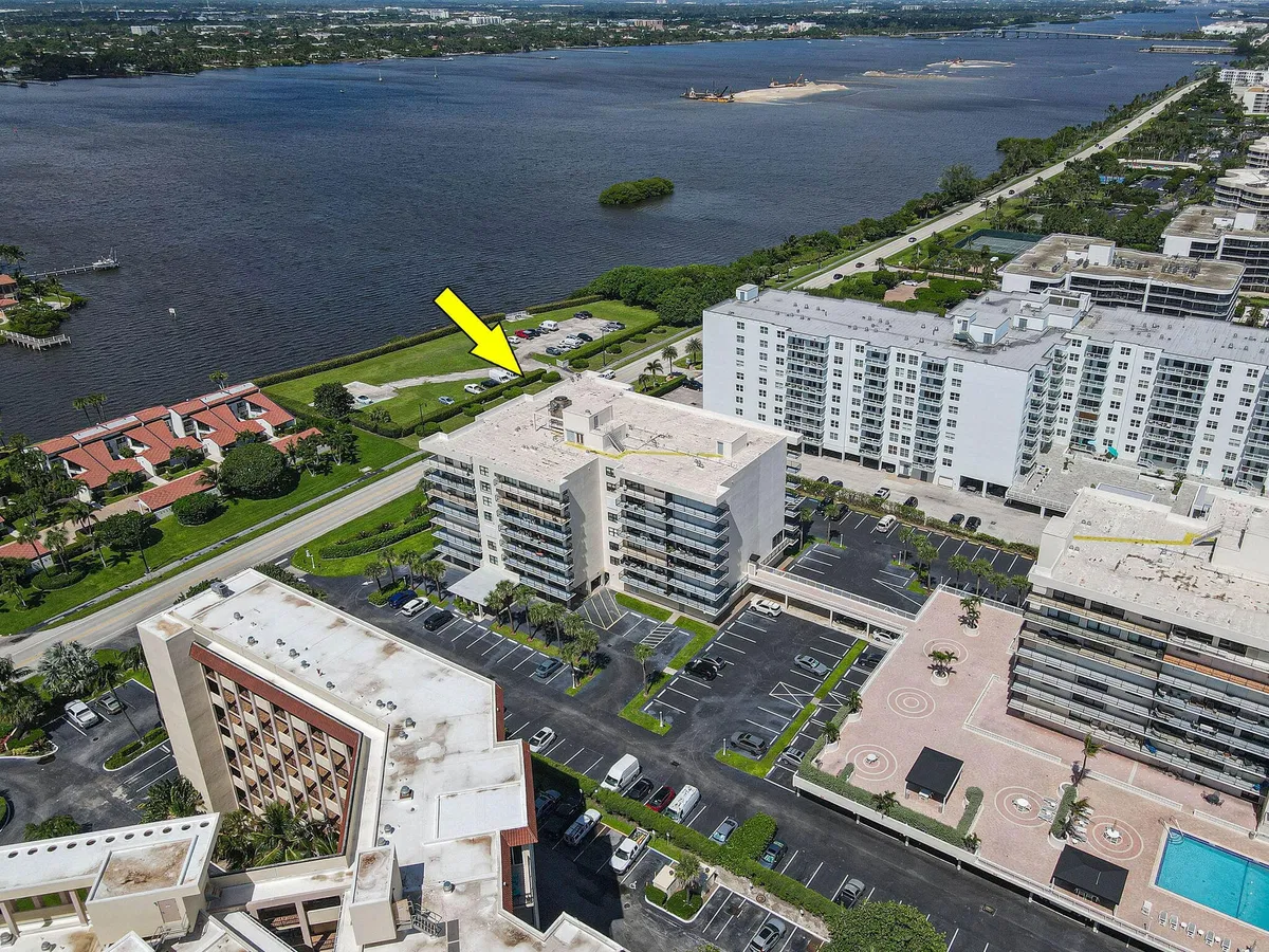  Unit 510 photo 34