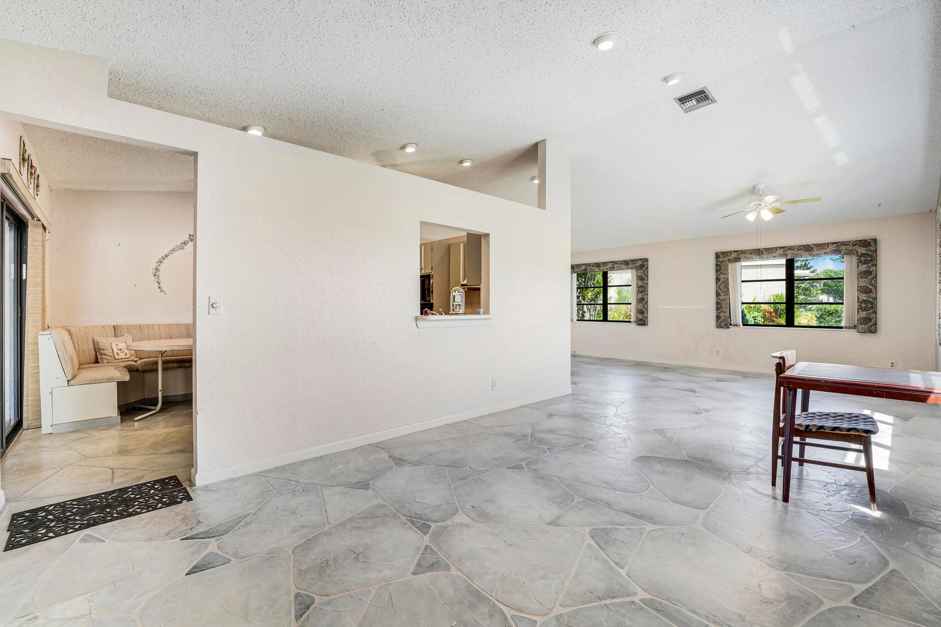  Residence photo 16