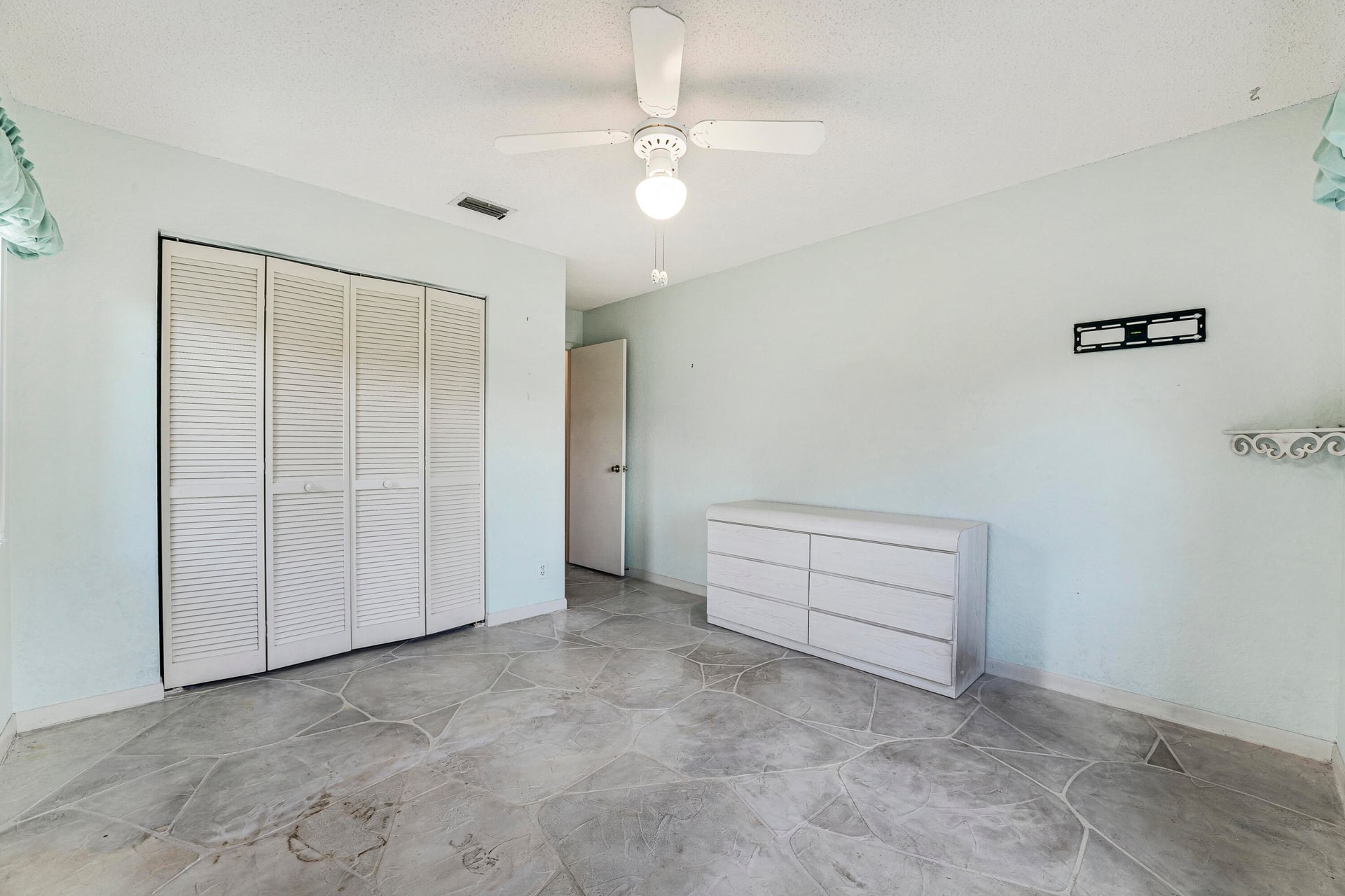  Residence photo 25