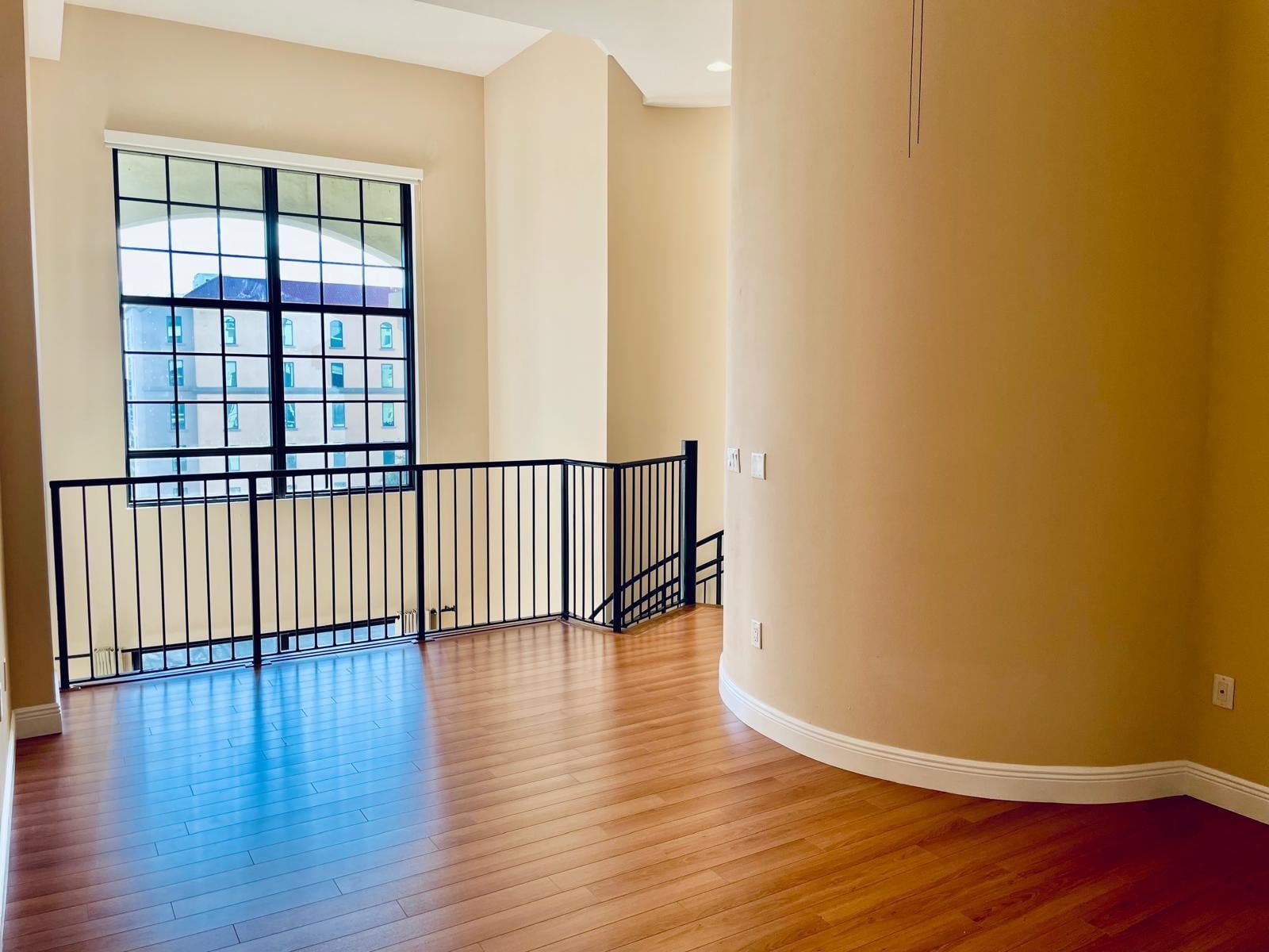 One City Plaza Unit 409 photo 13