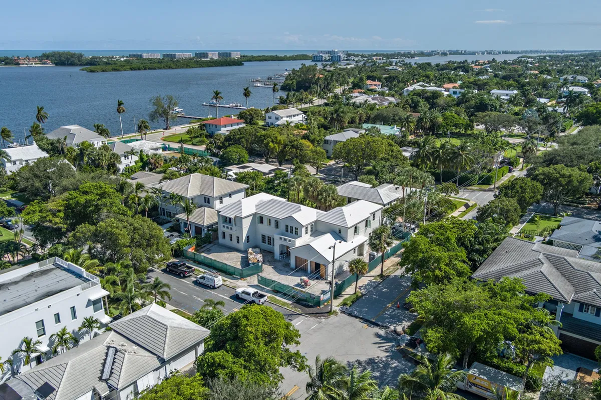 SoSo West Palm Beach Residence