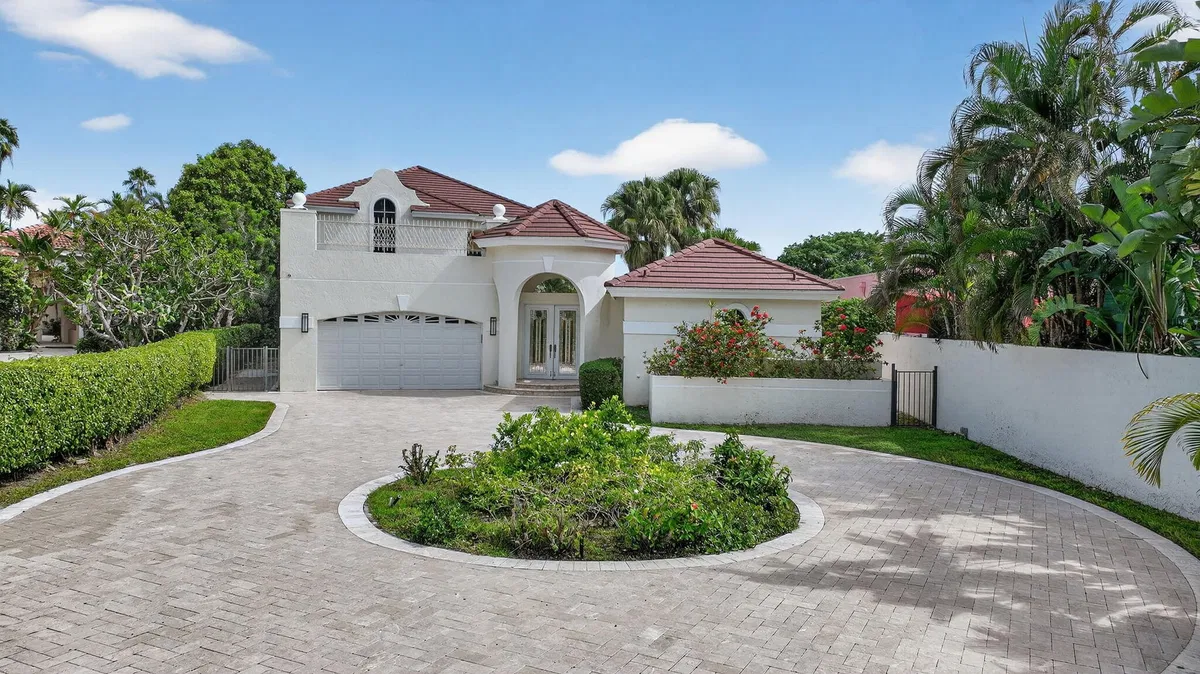 Residence photo 4