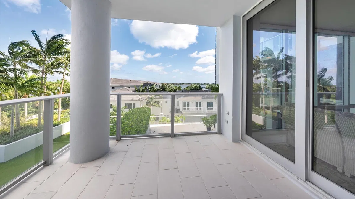 Water Club North Palm Beach Unit 402 photo 22