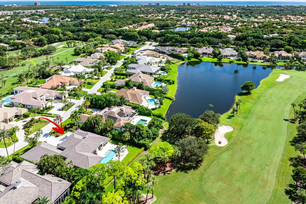 Frenchman's Creek Residence photo 10