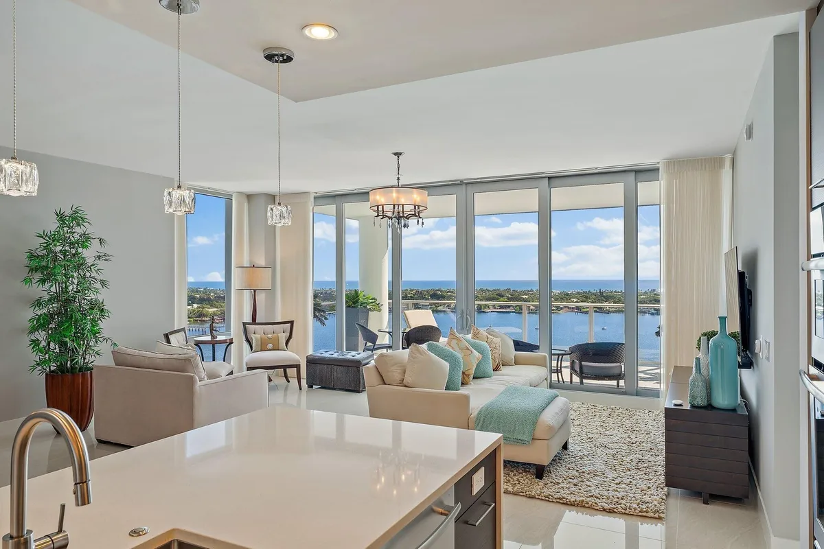 Water Club North Palm Beach Unit 1704