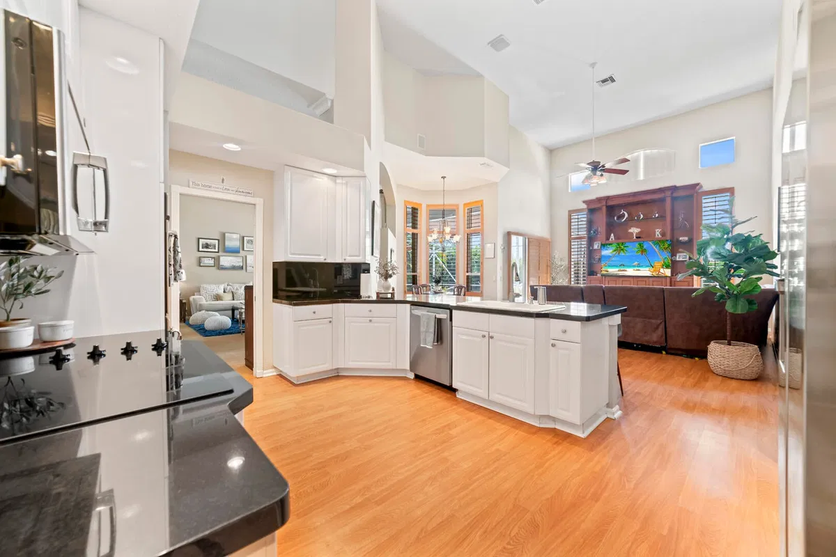 Boca Isles Residence photo 19