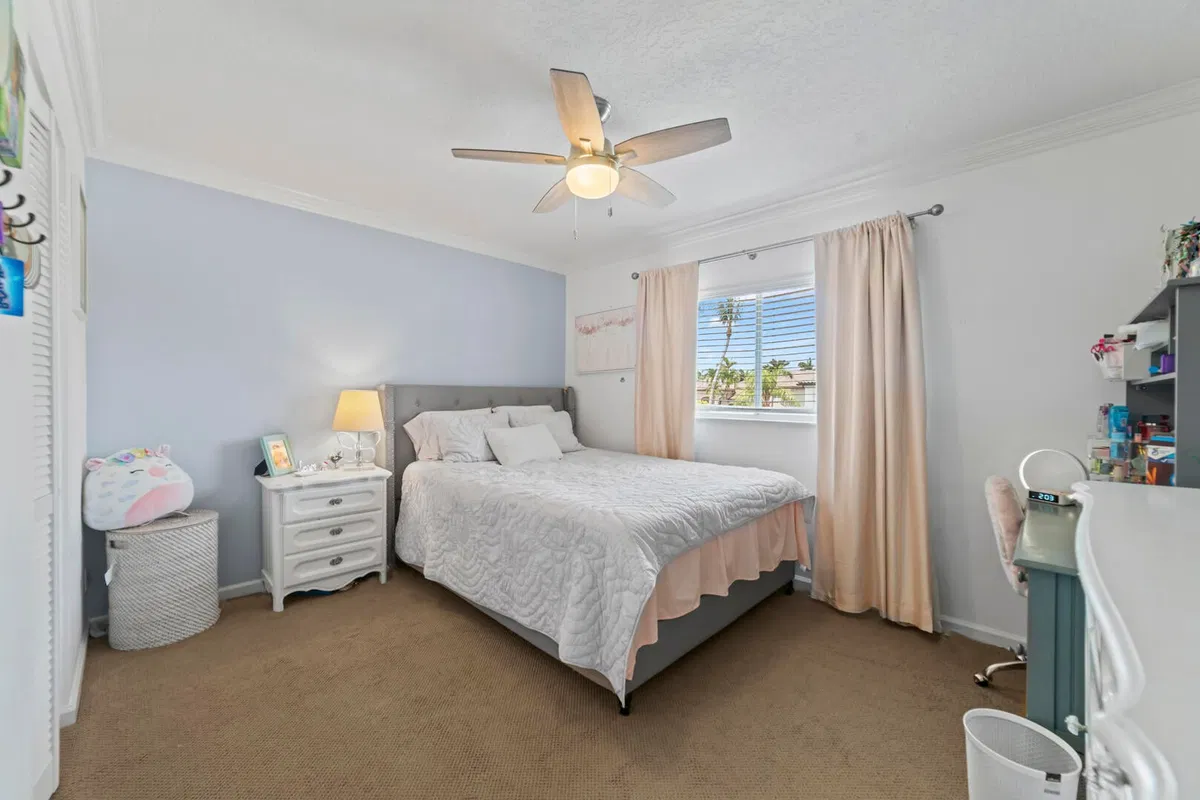 Boca Isles Residence photo 28