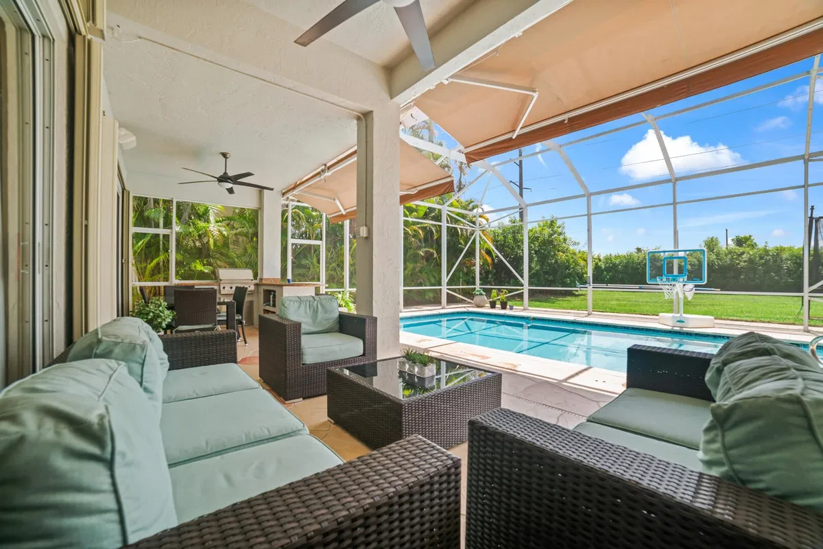 Boca Isles Residence photo 37
