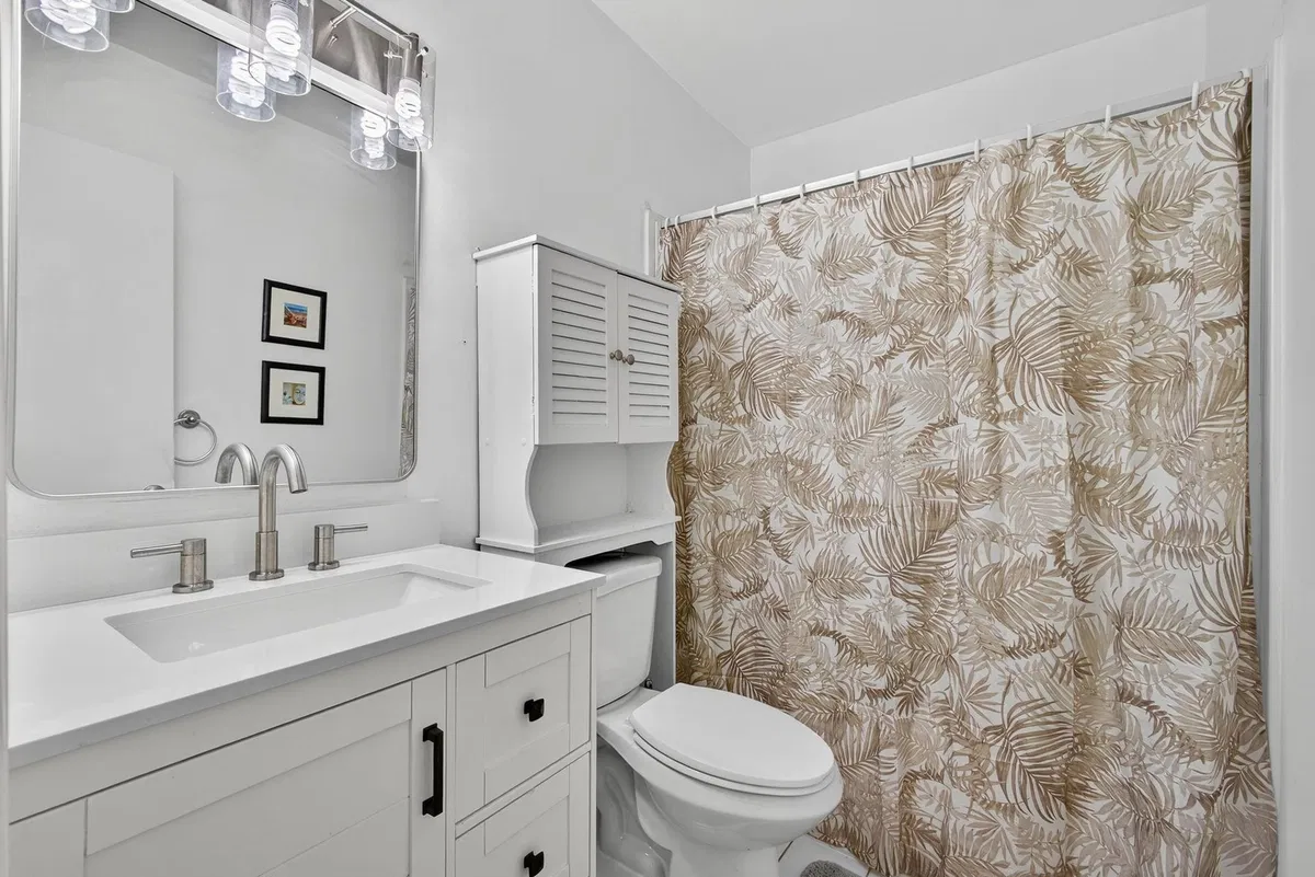 Unit #224 photo 16