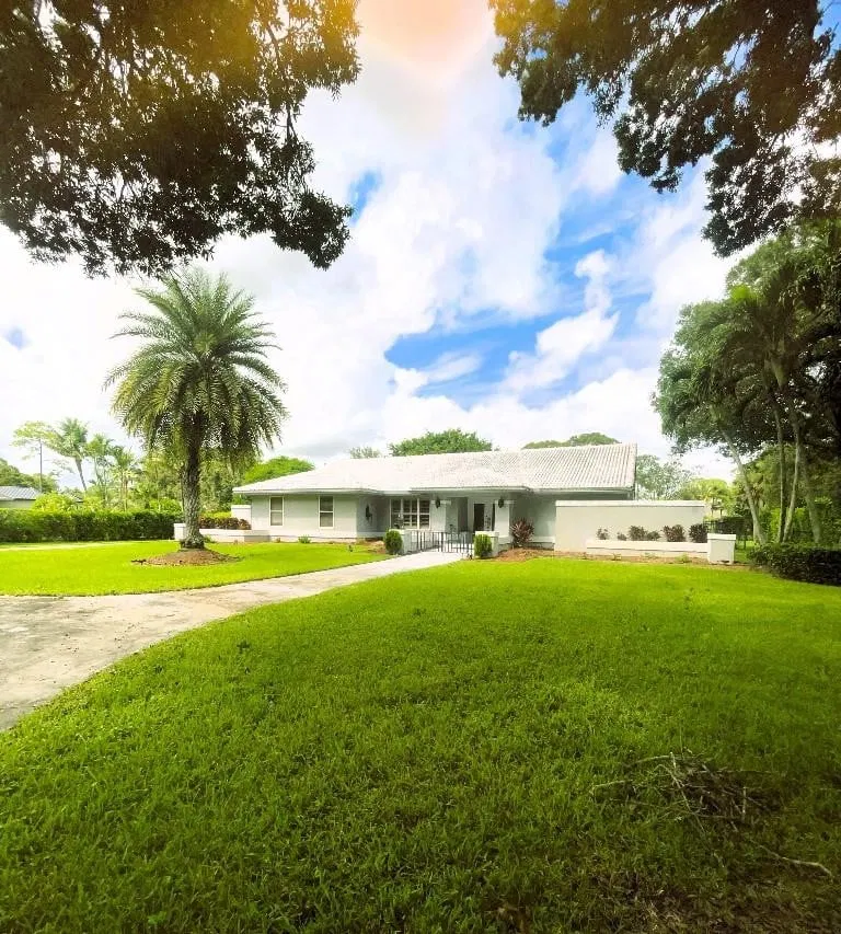 Paddock Park Residence