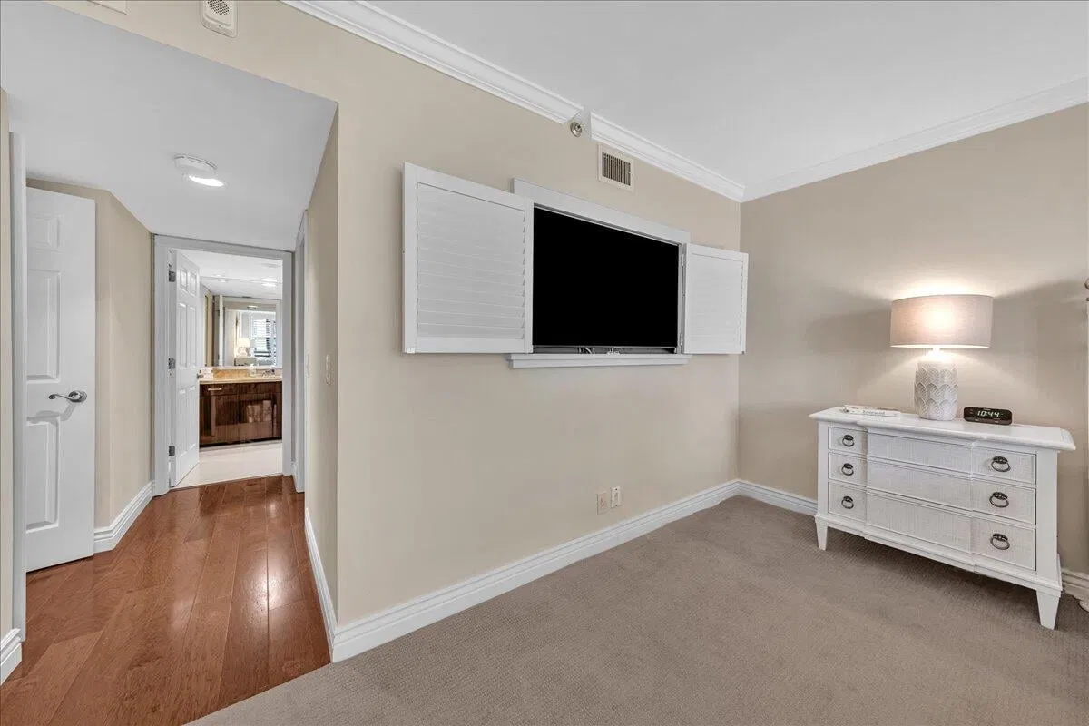 Emeraude Palm Beach Unit 201 photo 31