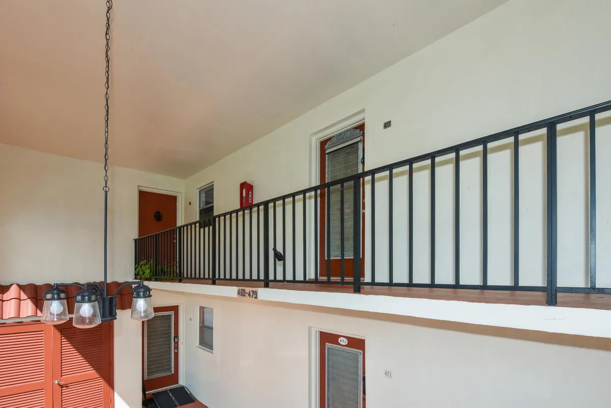  Residence photo 28